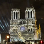 Notre Dame de Paris by night - La cathédrale de Paris la nuit.Photo BackinParis 