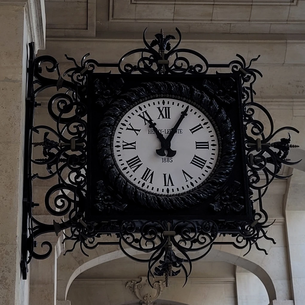 Horloge de la Poste du Louvre 