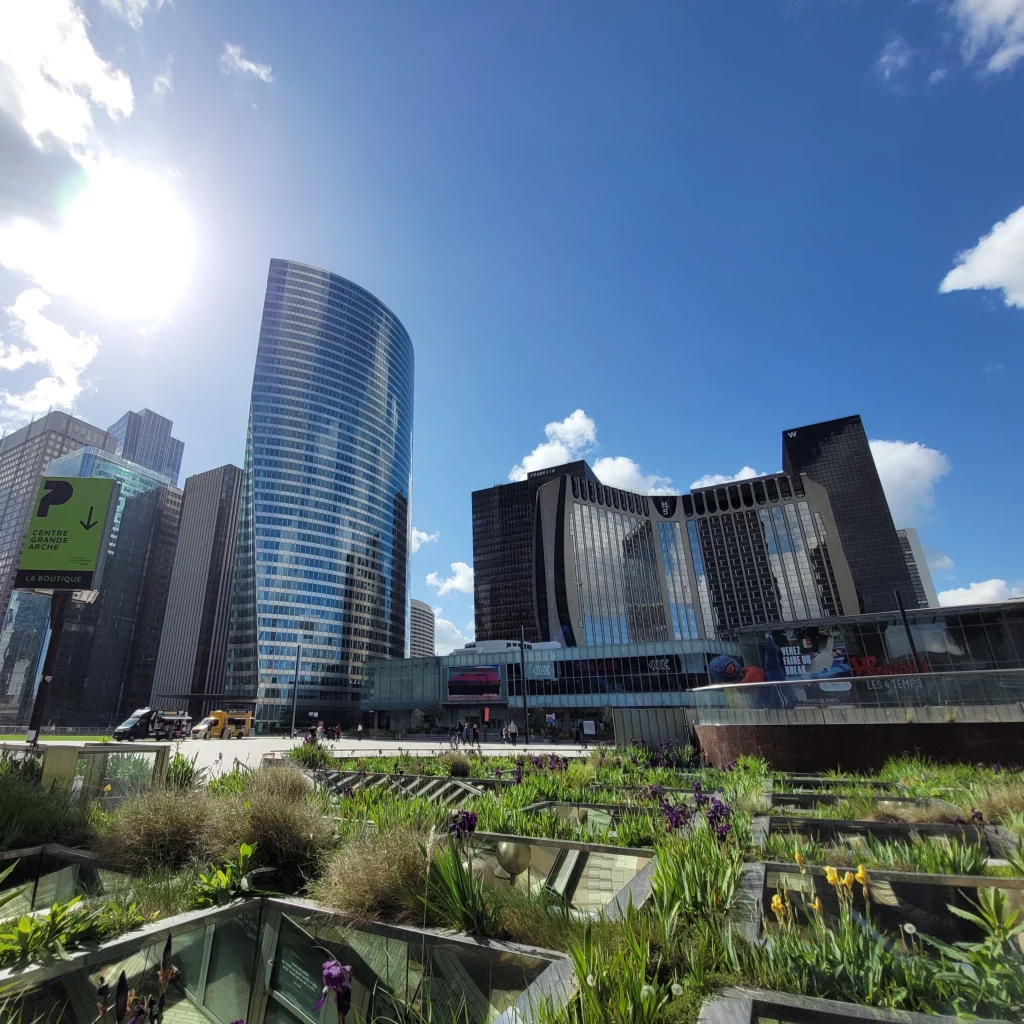 La Défense- Quartier des affaires de Paris - Photo Backinparis.fr