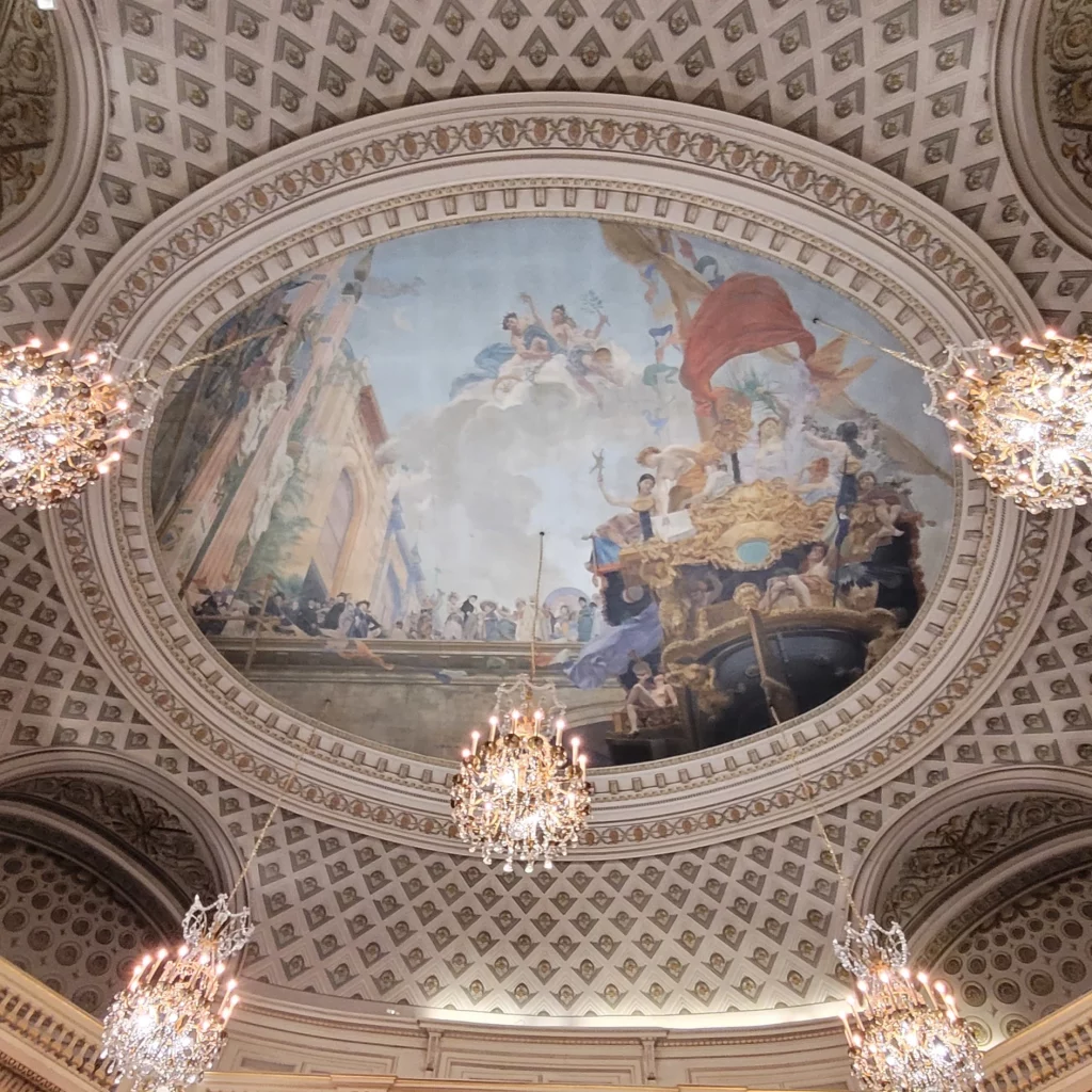 Hotel de la Monnaie - Plafond . photo backinParis